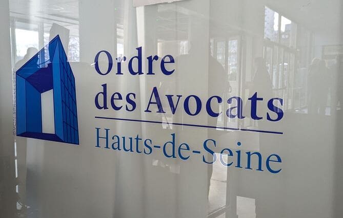 (92) Affaire « Depardieu » : le barreau des Hauts-de-Seine s’inquiète de la prise en compte de la notion de victimisation secondaire